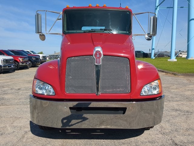 2014 Kenworth T270 Base