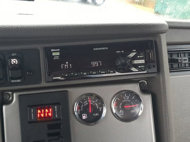 2021 Kenworth Kenworth Base