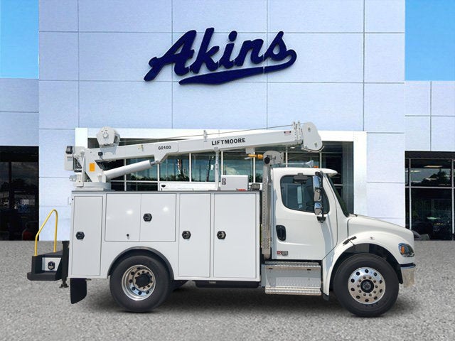 2025 Freightliner M2 106 Base
