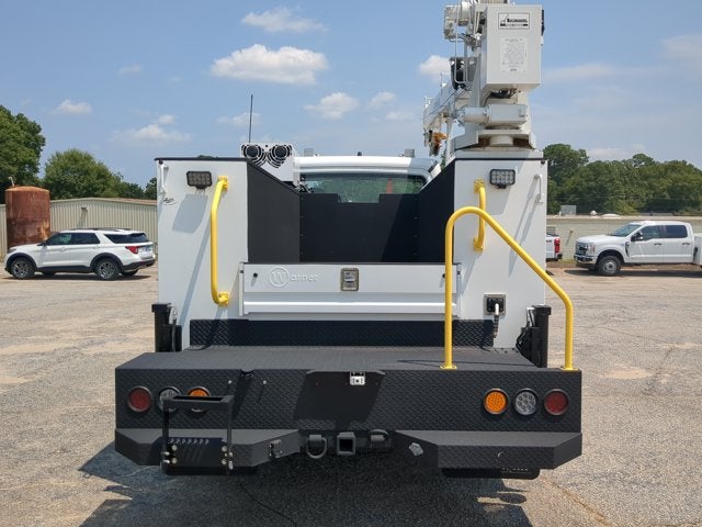 2025 Freightliner M2 106 Base