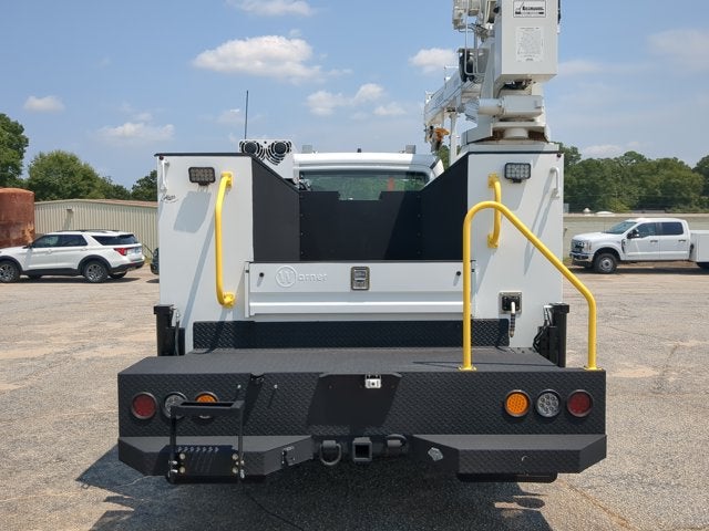 2025 Freightliner M2 106 Base