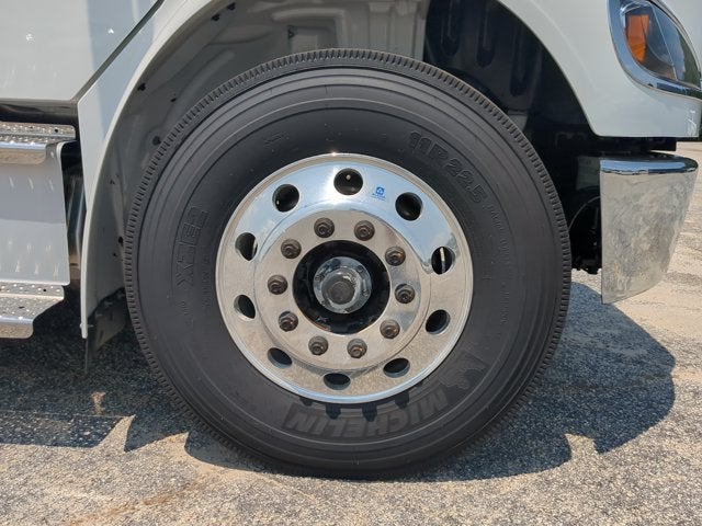 2025 Freightliner M2 106 Base