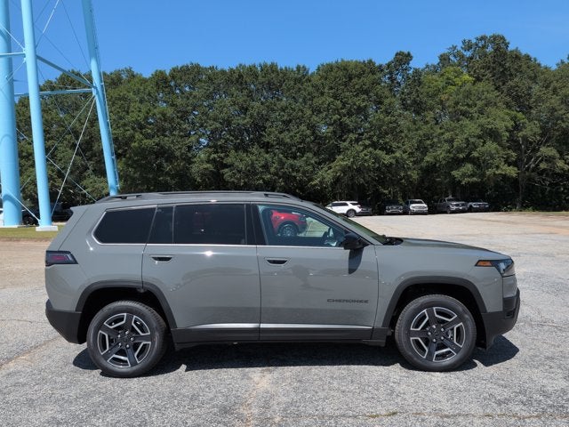 2026 Jeep Cherokee Laredo