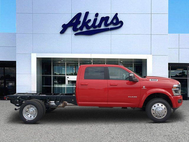 2026 RAM 4500 Big Horn 4X4 Crew Cab DRW 173" WB's photo