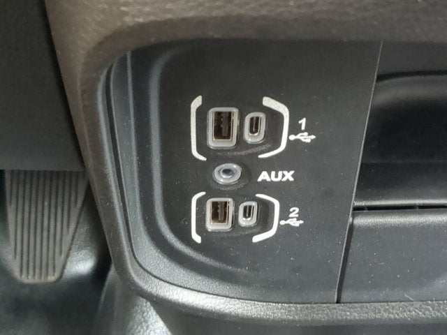 2022 RAM 5500 Chassis Tradesman