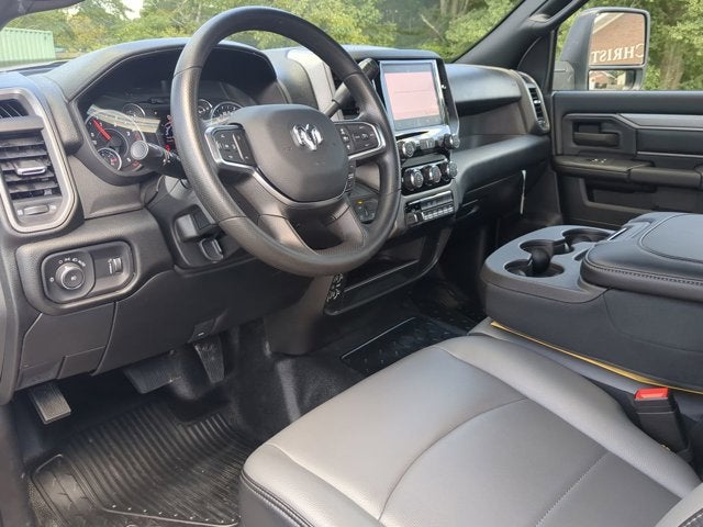 2025 RAM Ram 5500 Chassis Cab Service Body