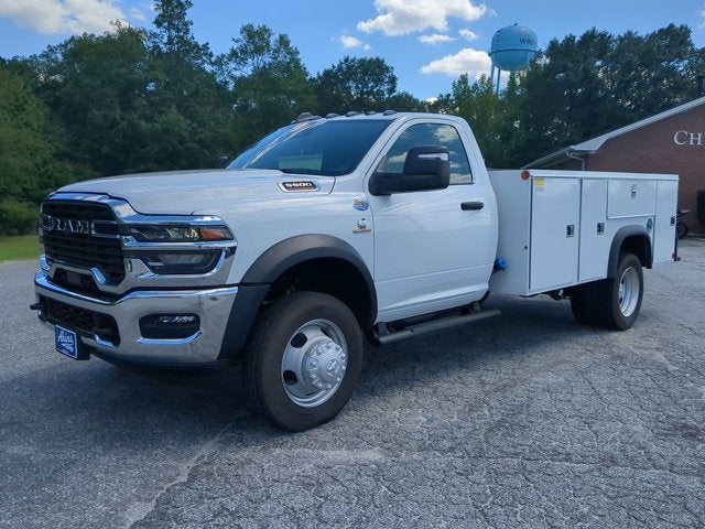 2025 RAM Ram 5500 Chassis Cab Service Body