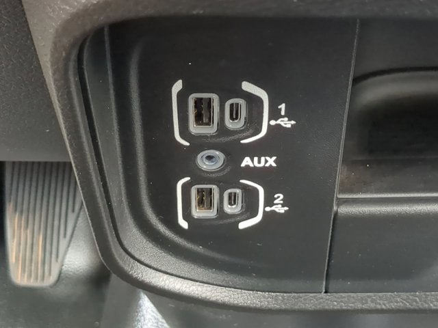 2022 RAM 5500 Chassis Tradesman