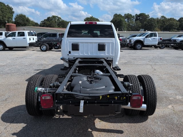 2027 RAM Ram 5500 Chassis Cab Tradesman