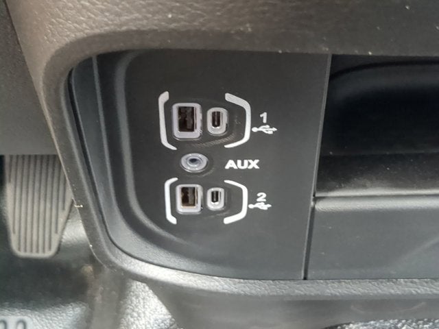 2026 RAM Ram 3500 Chassis Cab Flatbed