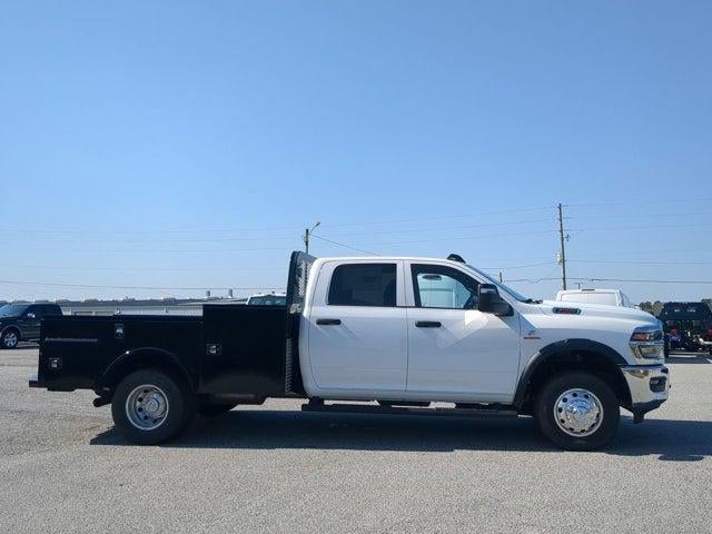 2026 RAM Ram 3500 Chassis Cab Tradesman