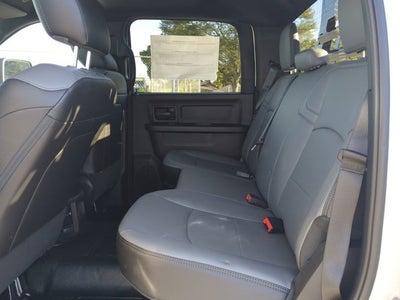 2025 RAM Ram 3500 Chassis Cab Flatbed