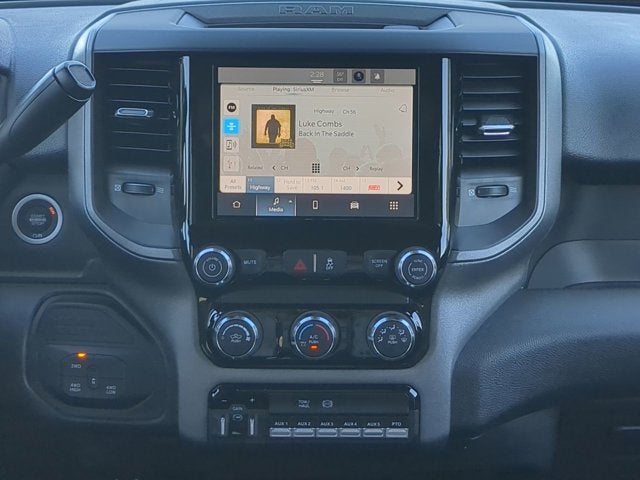 2025 RAM Ram 3500 Chassis Cab Flatbed