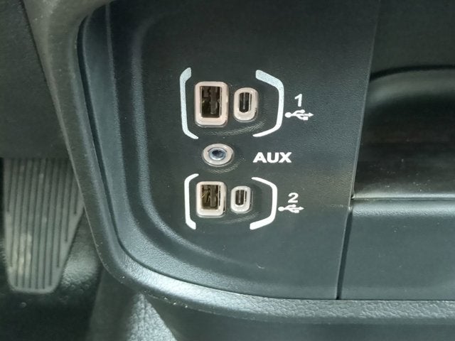 2025 RAM Ram 3500 Chassis Cab Flatbed