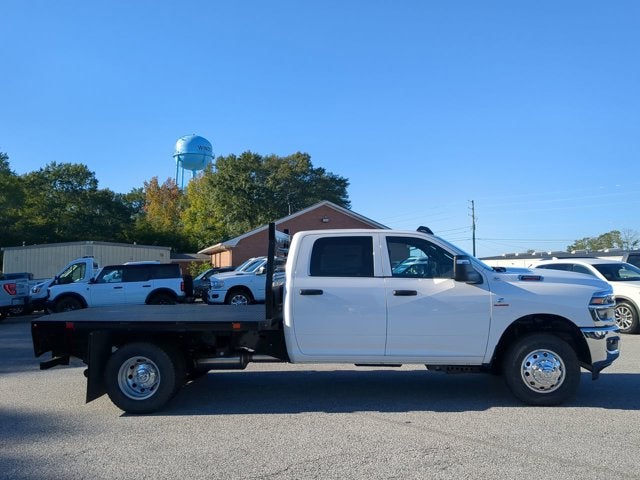 2025 RAM Ram 3500 Chassis Cab Flatbed