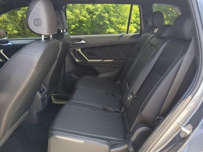 2023 Volkswagen Tiguan SE R-Line Black