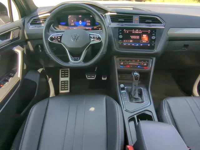 2023 Volkswagen Tiguan SE R-Line Black