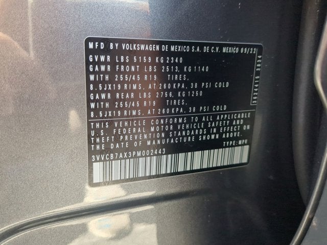 2023 Volkswagen Tiguan SE R-Line Black