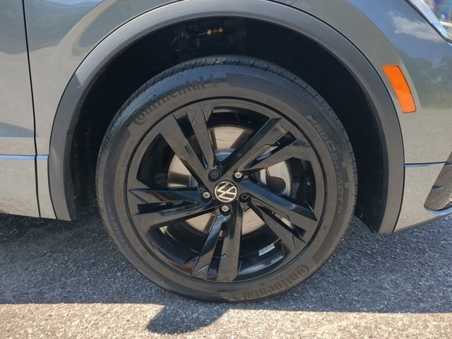 2023 Volkswagen Tiguan SE R-Line Black