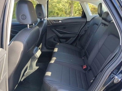 2022 Volkswagen Jetta SE