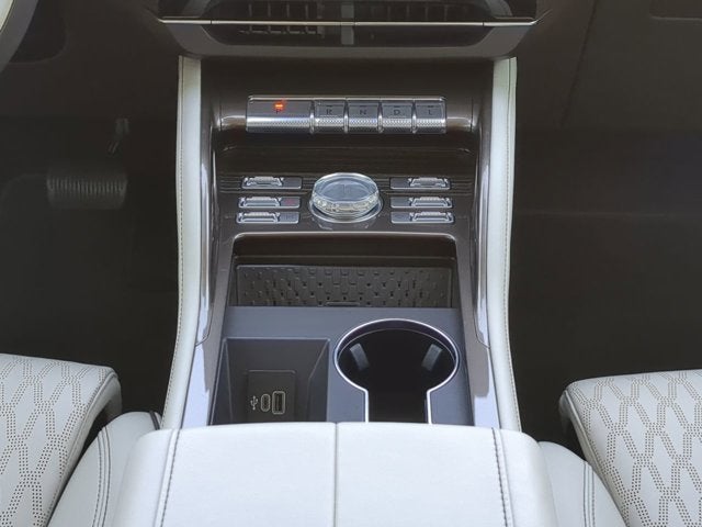 2024 Lincoln Nautilus Black Label