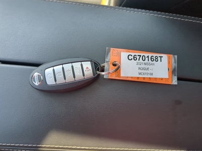 2021 Nissan Rogue SV
