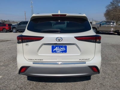 2021 Toyota Highlander Platinum