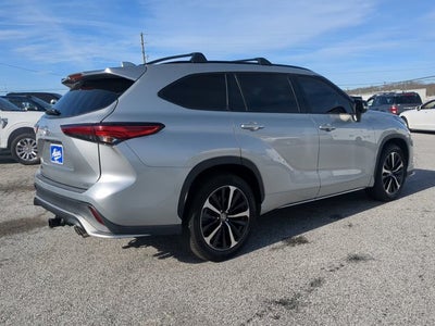 2022 Toyota Highlander XSE
