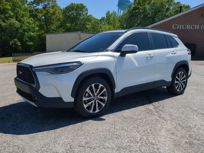 2023 Toyota Corolla Cross XLE
