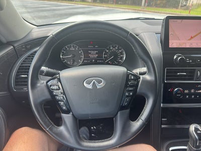 2024 INFINITI QX80 LUXE