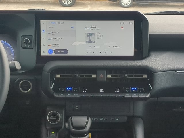 2025 Toyota Land Cruiser 4WD (Natl)