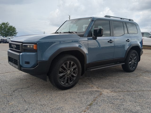 2025 Toyota Land Cruiser 4WD (Natl)