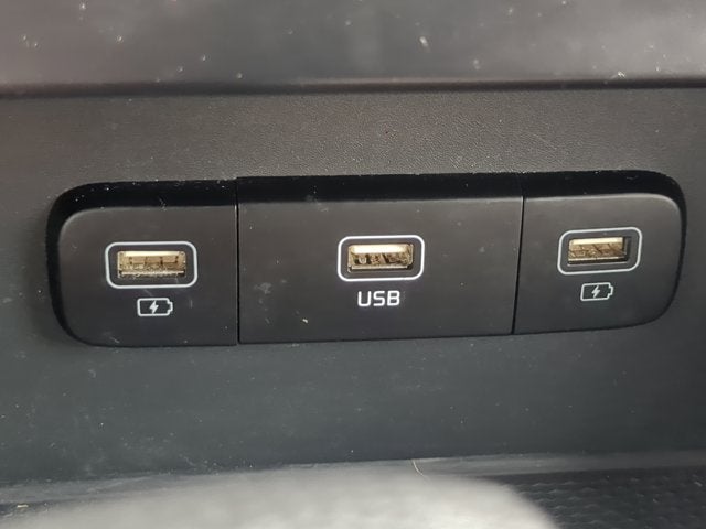 2023 Kia Carnival MPV LX