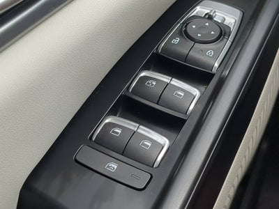 2023 Kia Carnival MPV LX