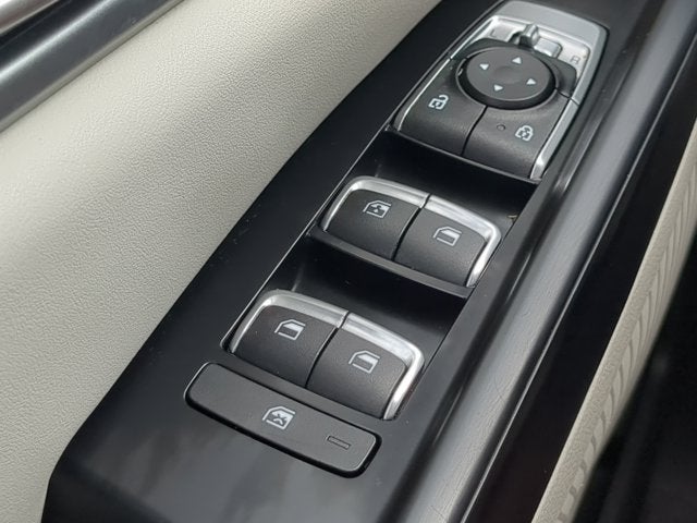 2023 Kia Carnival MPV LX