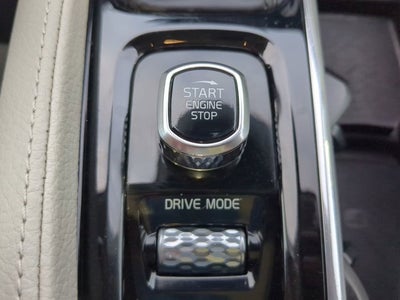 2018 Volvo S90 Momentum