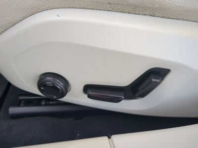 2018 Volvo S90 Momentum