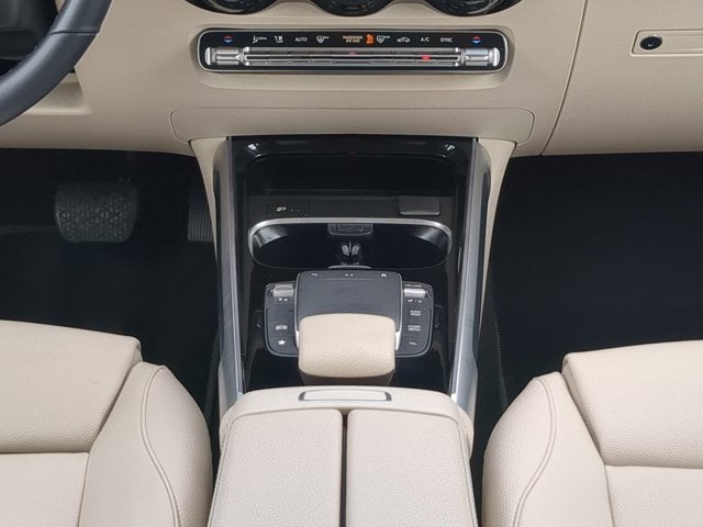 2022 Mercedes-Benz GLB 250 GLB 250