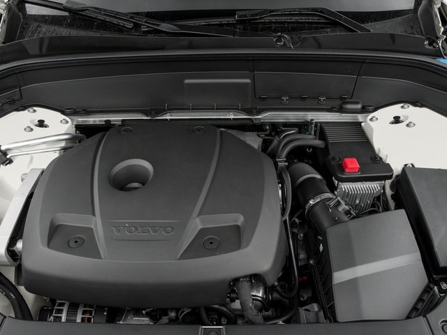 2016 Volvo XC90 T5 Momentum