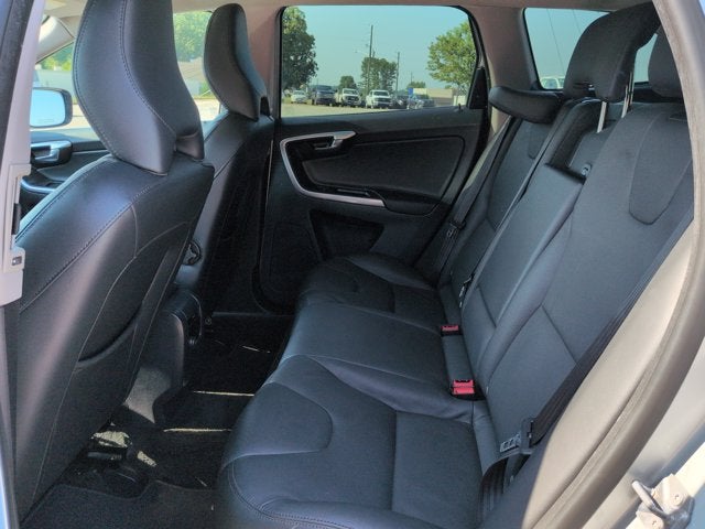 2015 Volvo XC60 T5 Platinum