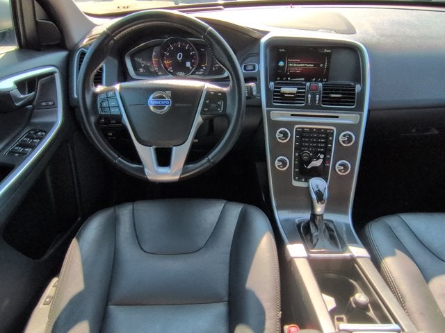 2015 Volvo XC60 T5 Platinum