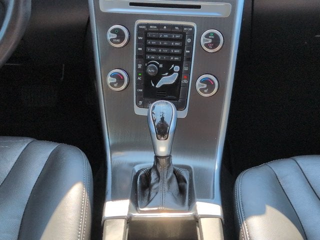 2015 Volvo XC60 T5 Platinum