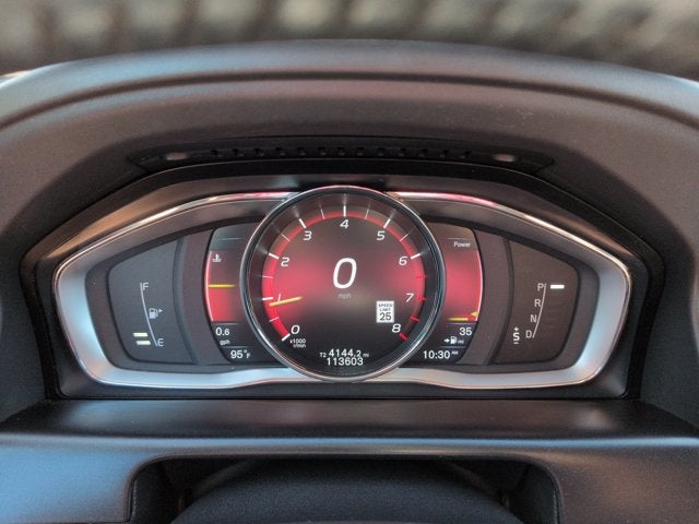 2015 Volvo XC60 T5 Platinum