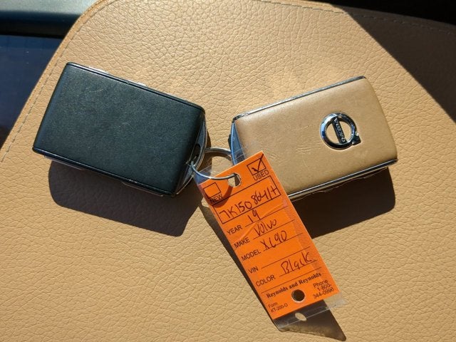 2019 Volvo XC90 Momentum