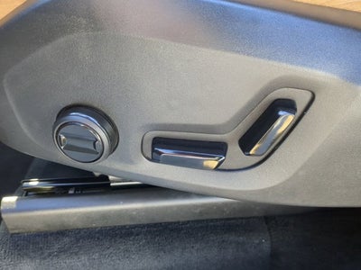 2019 Volvo XC90 Momentum