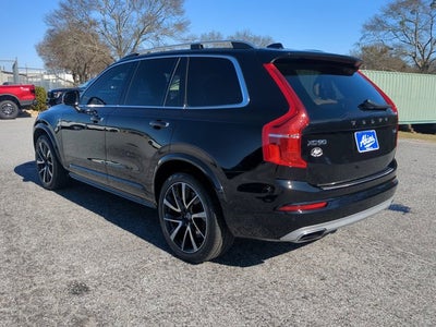 2019 Volvo XC90 Momentum