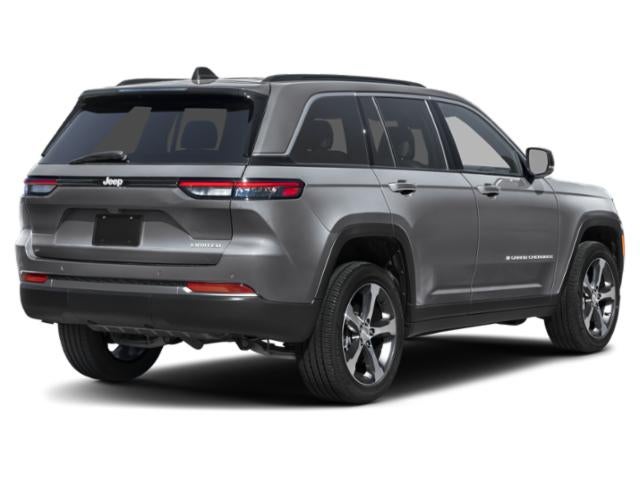 2027 Jeep Grand Cherokee Laredo